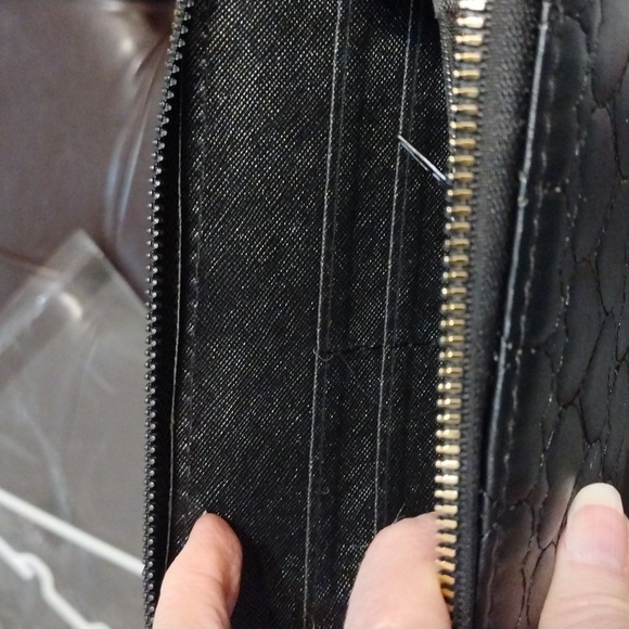 NWT Jane & Berry Heart Quilted Zip Wallet and Jewelry - Picture 10 of 13